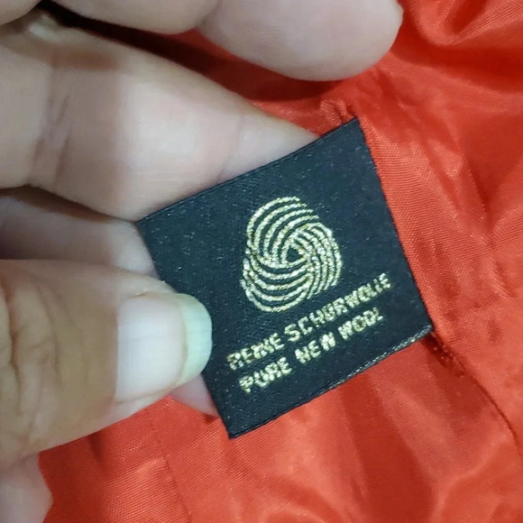 Vintage Escada red embroidered short length wool blazer - Picture 7 of 7